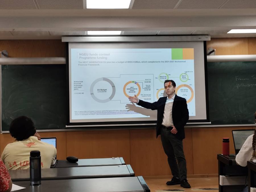 Imatge de la conferènciae Francesc Trillas sobre l'impacte dels fons Next Generation